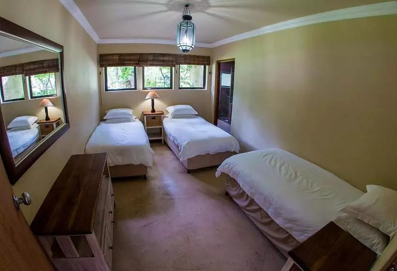 Majatalo Broadwater River Estate