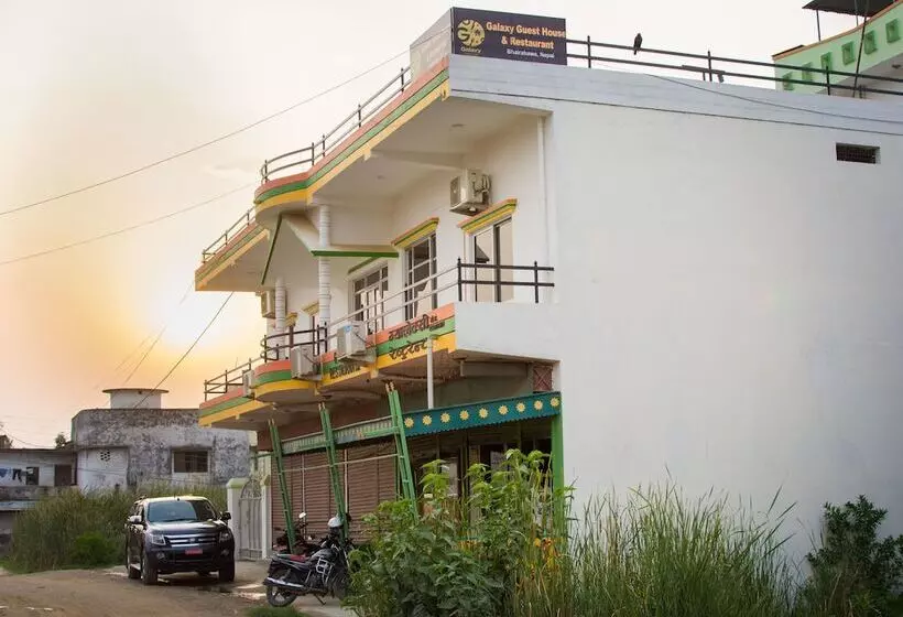 پانسیون Galaxy Guest House