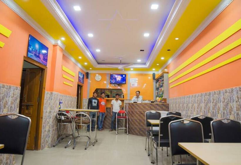 پانسیون Galaxy Guest House