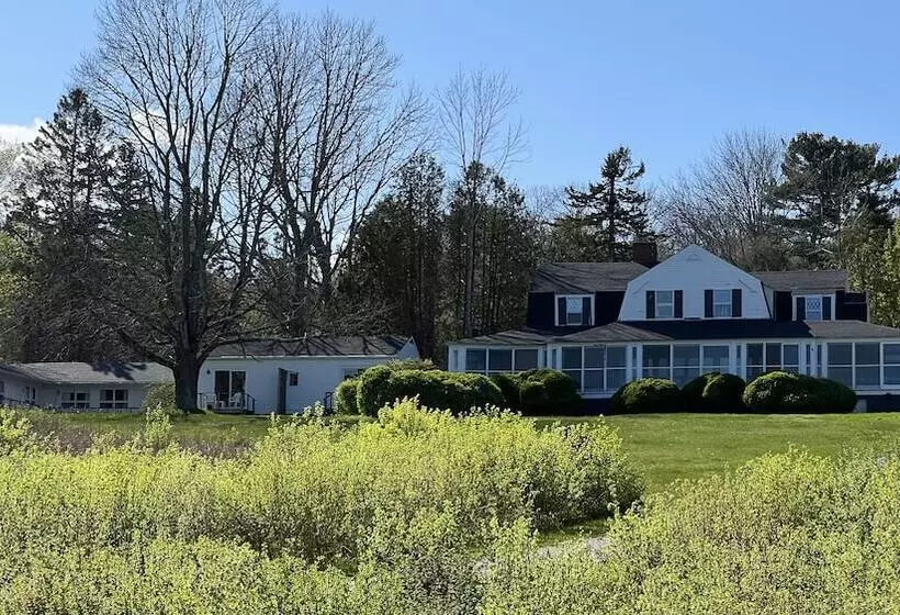 هاستل High Tide Inn On The Ocean, Motel And Cottages