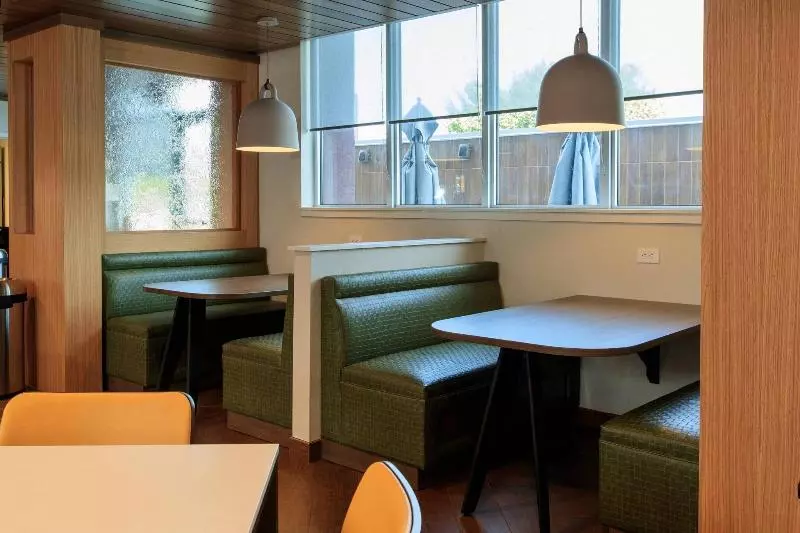 Hotelli Fairfield Inn & Suites By Marriott Philadelphia Valley Forge/great Valley