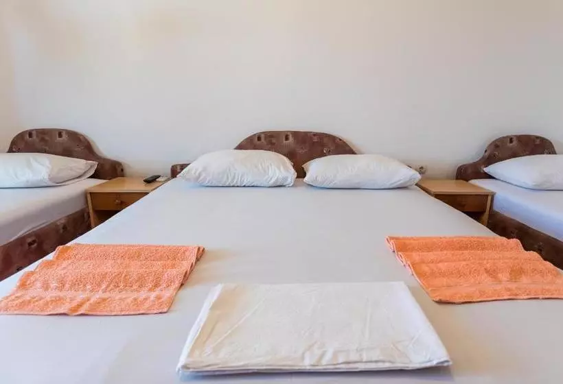 پانسیون Villa Suzana