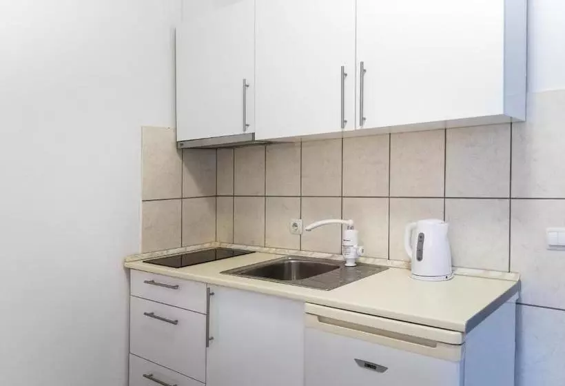 پانسیون Villa Suzana