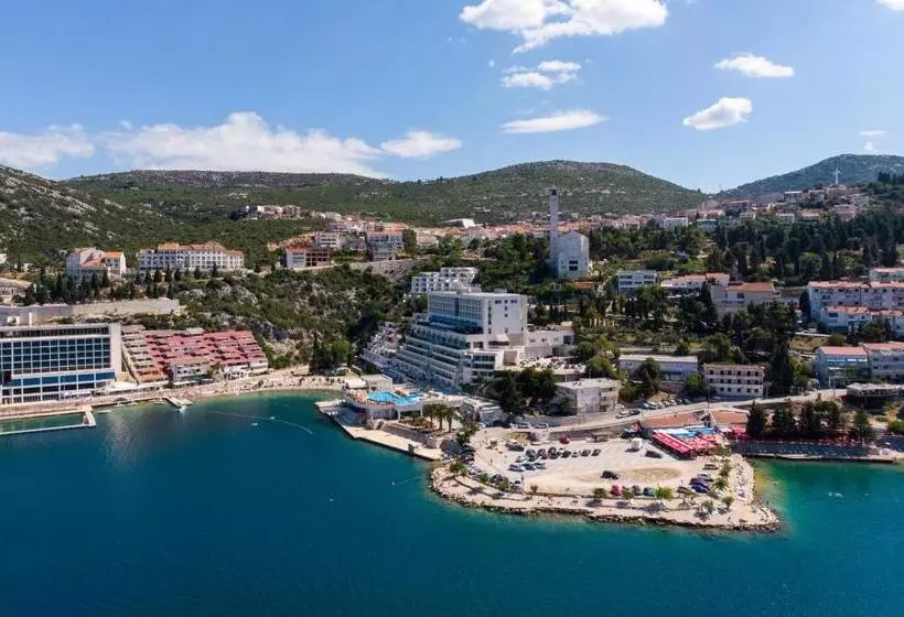 پانسیون Villa Suzana