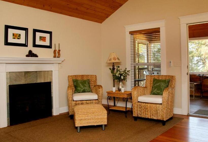 فندق Coho Cottages