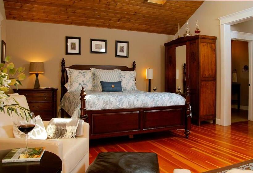 فندق Coho Cottages