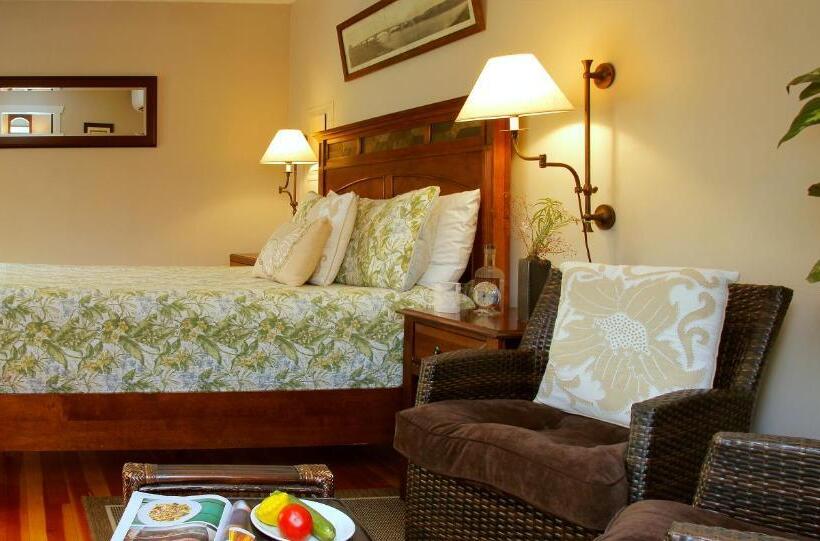 فندق Coho Cottages