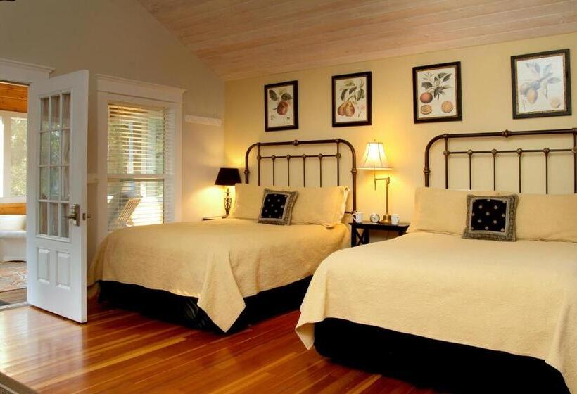 فندق Coho Cottages