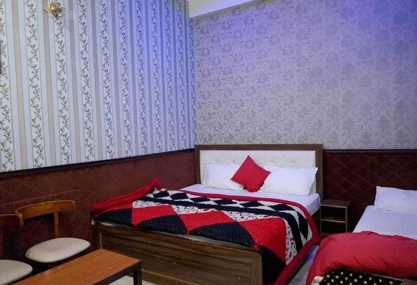 پانسیون Osaka Taj