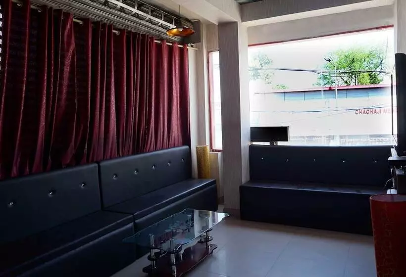 پانسیون Osaka Taj