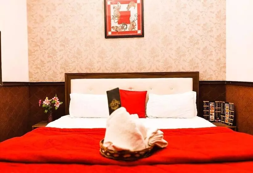 پانسیون Osaka Taj