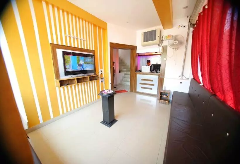 پانسیون Osaka Taj