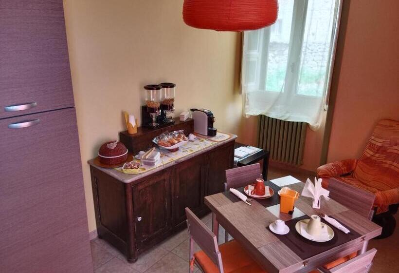 ベッドアンドブレックファースト Foresteria Delle Naiadi