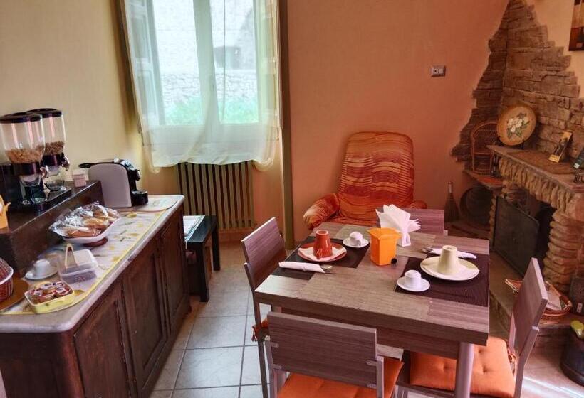 ベッドアンドブレックファースト Foresteria Delle Naiadi