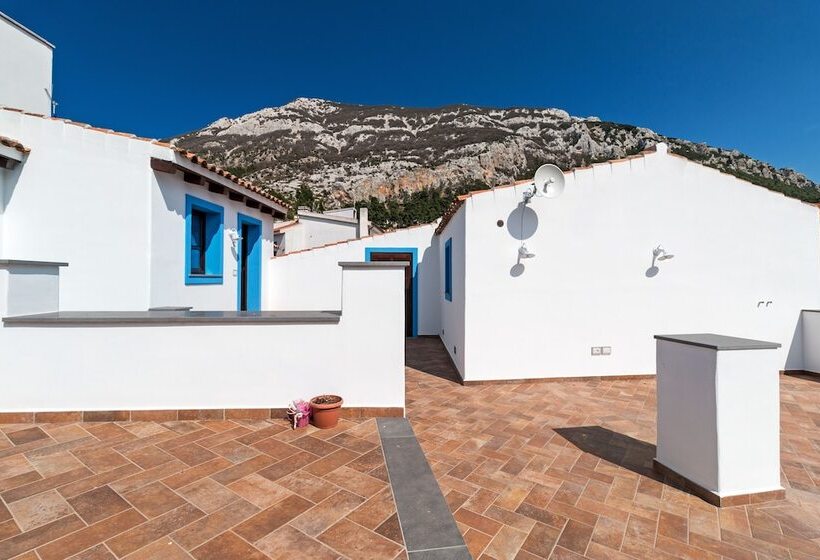 Отель Ghivine Albergo Diffuso