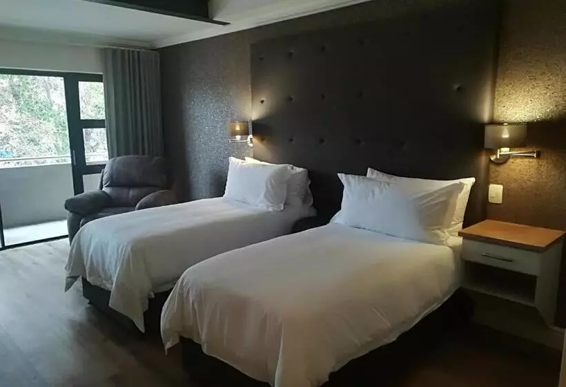 Majatalo Herms Restaurant & Boutique