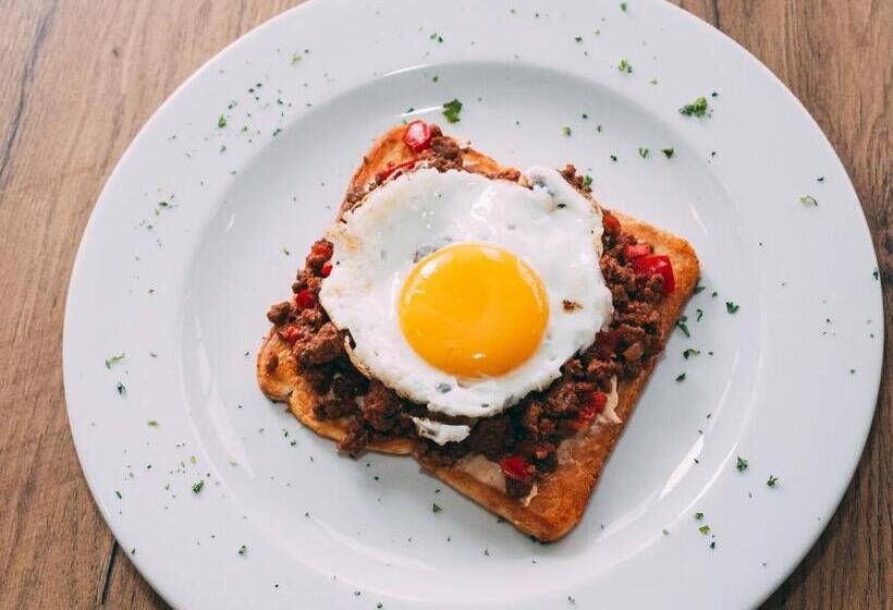 Пансион Herms Restaurant & Boutique