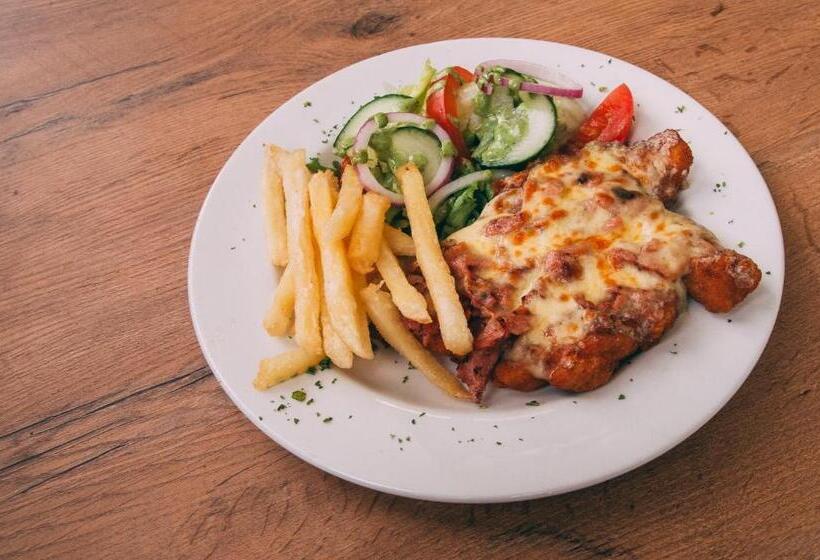 Пансион Herms Restaurant & Boutique