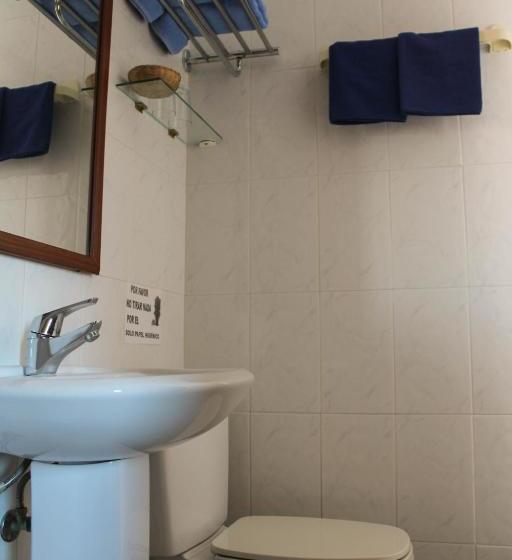 پانسیون Hostal Las Dunas