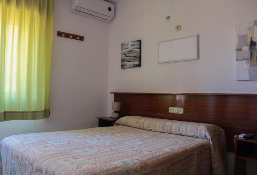 پانسیون Hostal Las Dunas