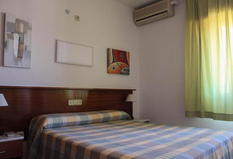 پانسیون Hostal Las Dunas