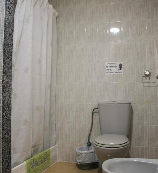 پانسیون Hostal Las Dunas