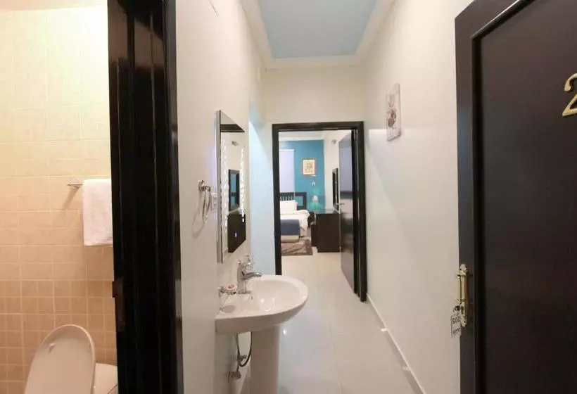 Al Qaswaa Furnished Apartements