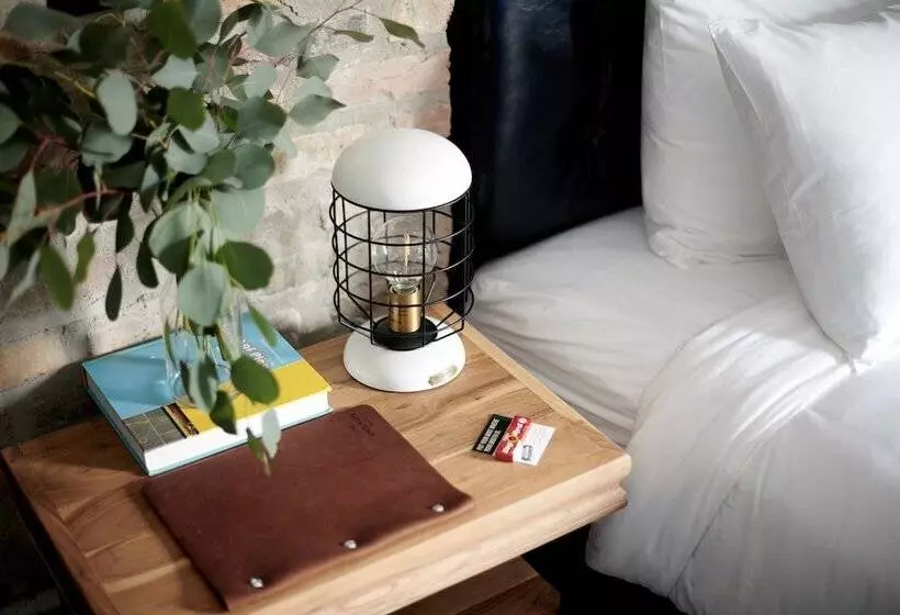 The Chicago Hotel Collection Wrigleyville