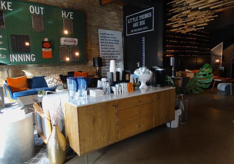 The Chicago Hotel Collection Wrigleyville