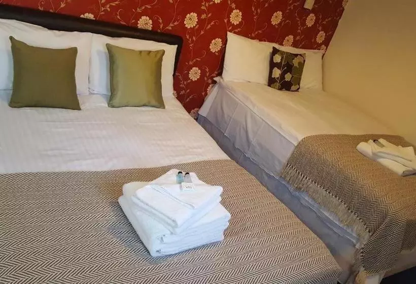 ペンション The Clarence