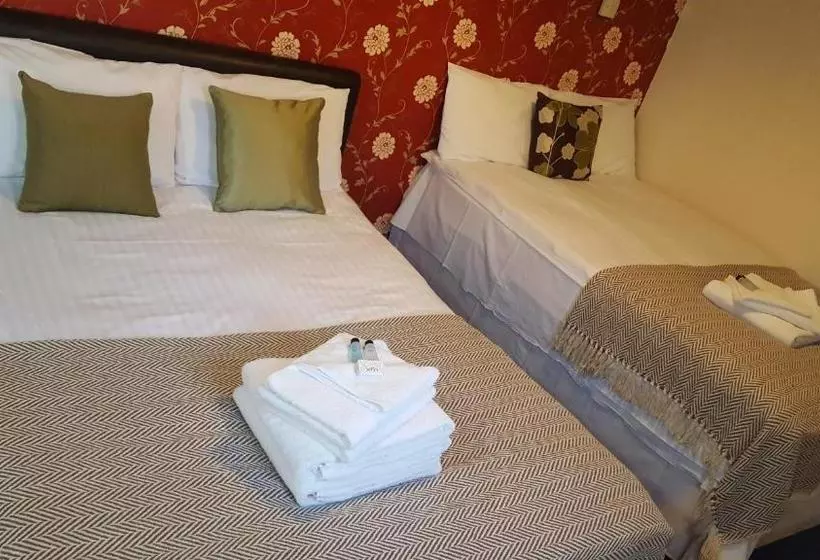 ペンション The Clarence