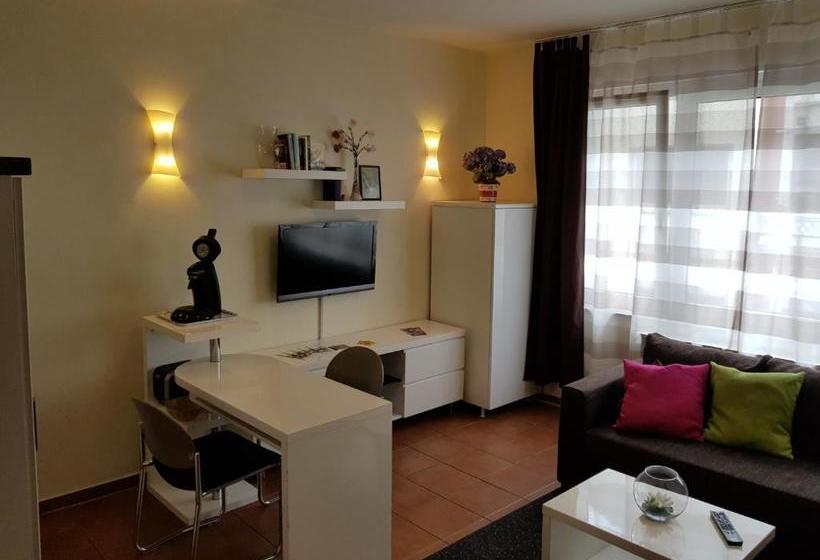 Отель Saint Denis Krefeld City