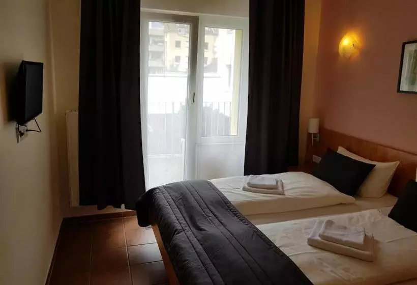 Hotelli Saint Denis Krefeld City