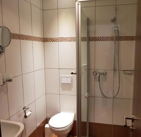 Отель Saint Denis Krefeld City