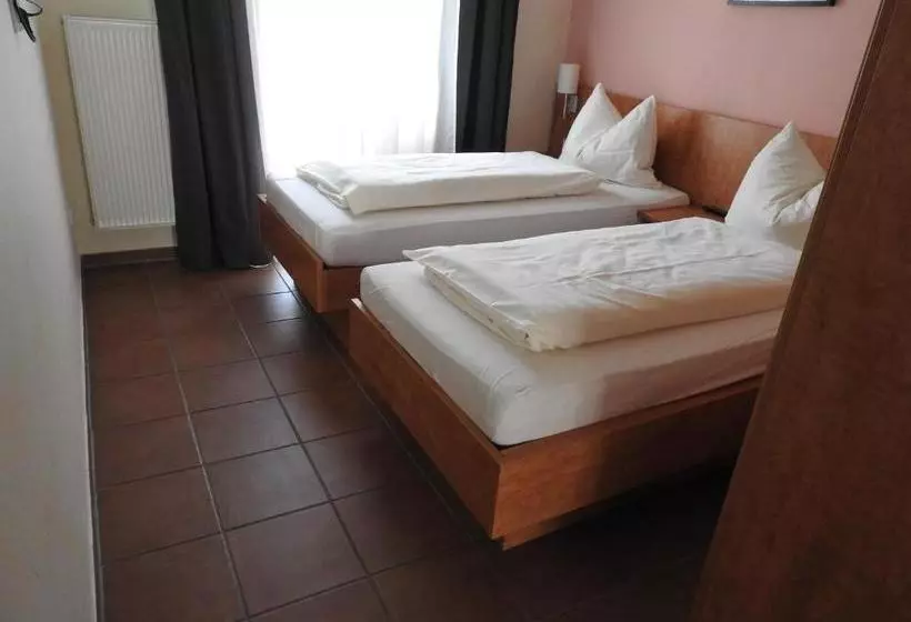 Hotelli Saint Denis Krefeld City