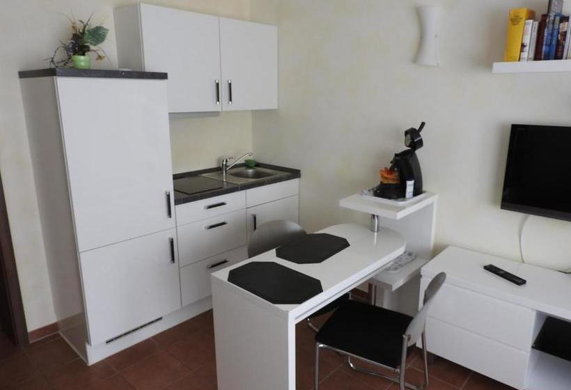 Отель Saint Denis Krefeld City