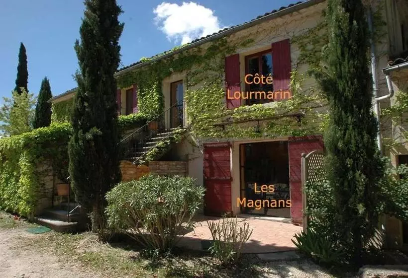 ペンション La Tuilière En Luberon