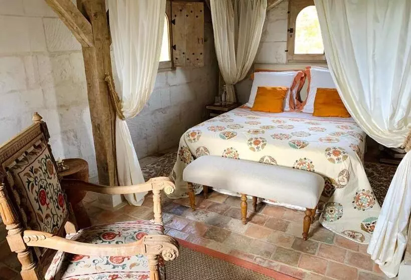 Aamiaismajoitus (B&B) Hôtel Du Château Du Rivau