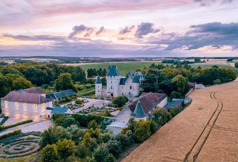 Aamiaismajoitus (B&B) Hôtel Du Château Du Rivau