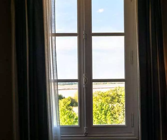 ベッドアンドブレックファースト New Cottage & Spa De Nage Guesthouse