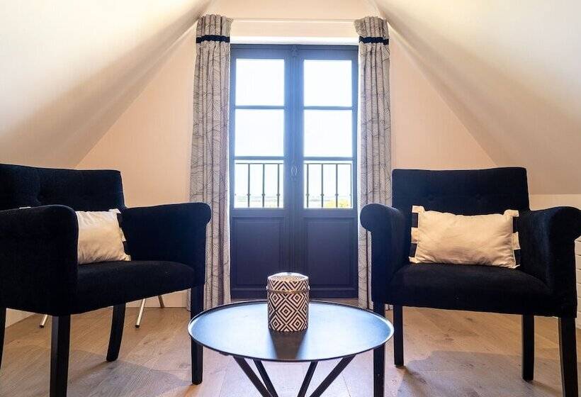 민박 New Cottage & Spa De Nage Guesthouse