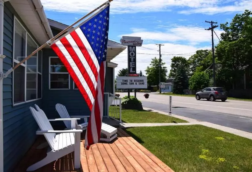 Motelli Pleasant Valley Resort