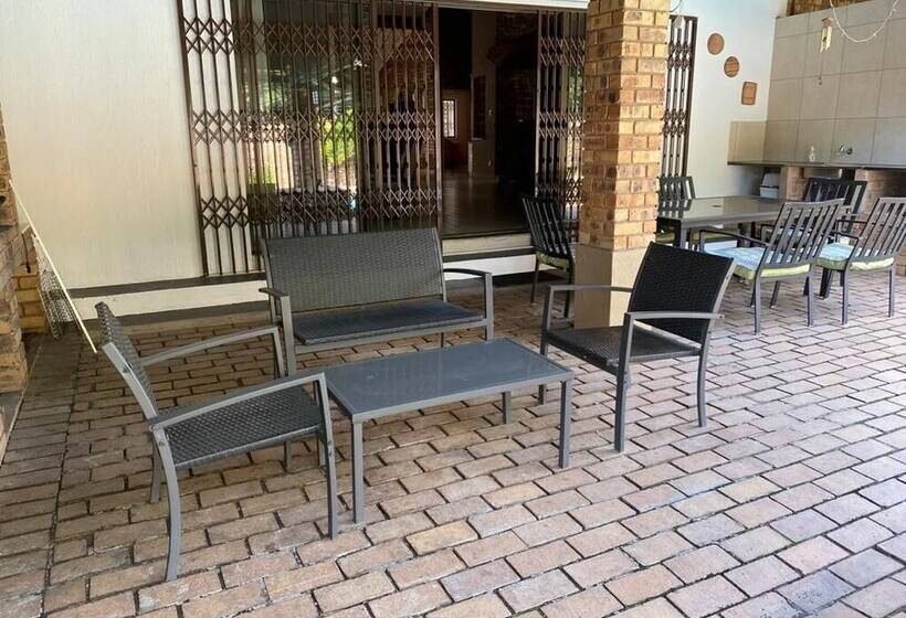 Pension A Pousada Guesthouse