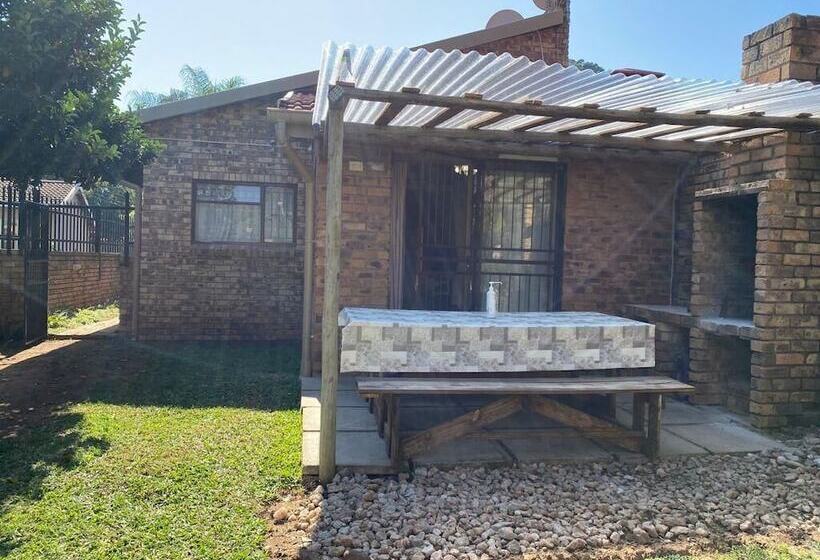 Pension A Pousada Guesthouse