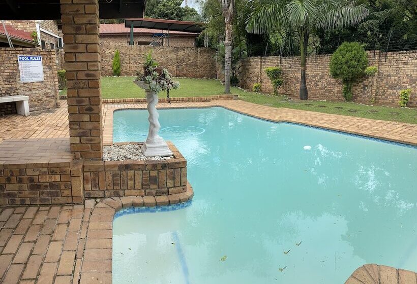 Pension A Pousada Guesthouse