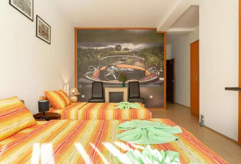 پانسیون Guesthouse Sunny