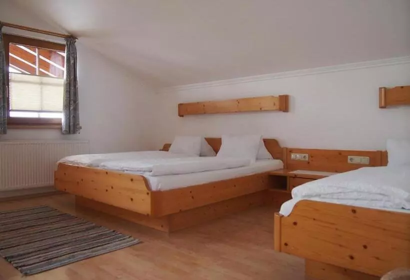 ユースホステル Tischlerwirt