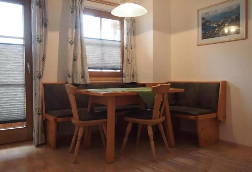 ユースホステル Tischlerwirt