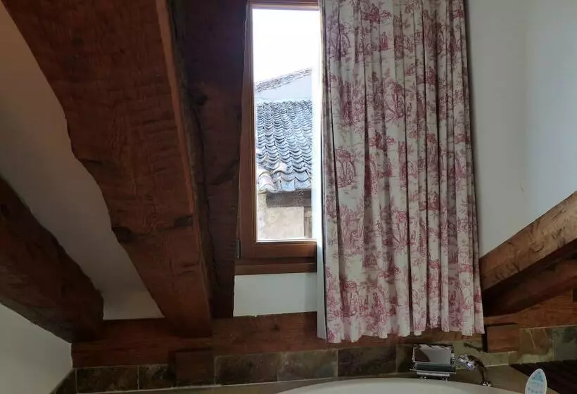 Hotelli Hosteria Del Arco