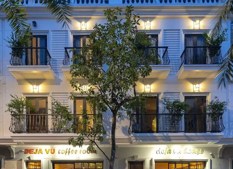 پانسیون Deja Vu House Ha Long
